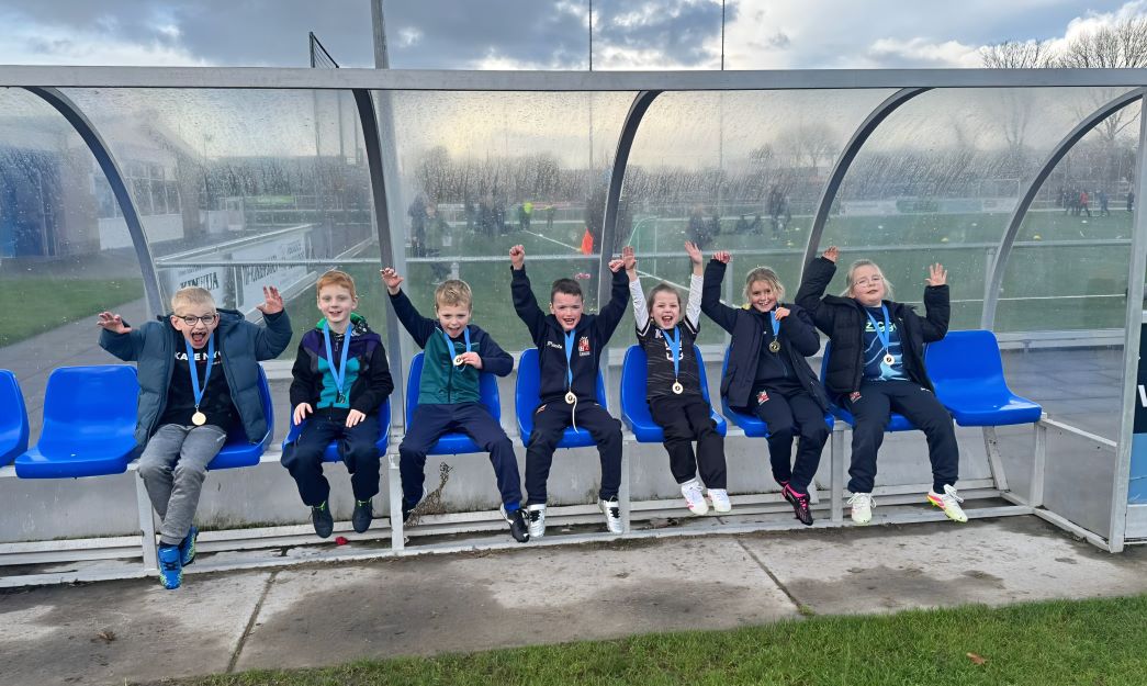 Winnaars Oliebollen Snerttoernooi fc Harlingen (002) 126