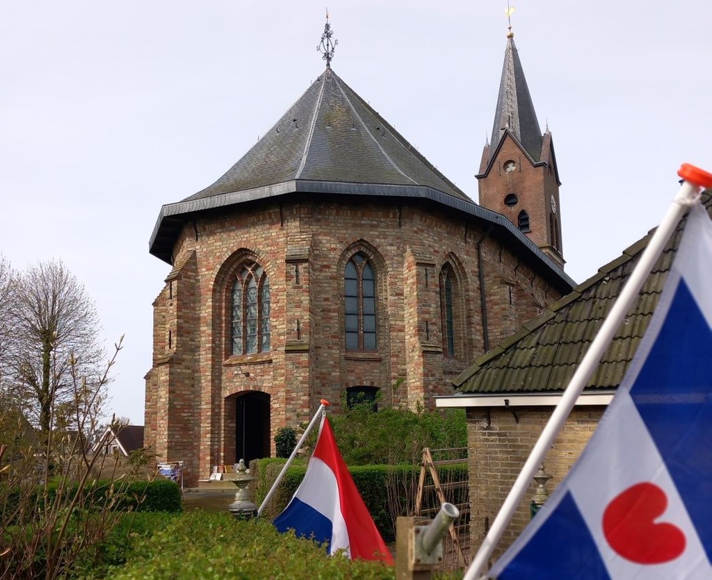 2-Daagse Boekenmarkt in de Andreaskerk – Wijnaldum