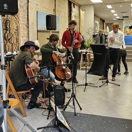 GROÛND: Live optreden Skelectief
