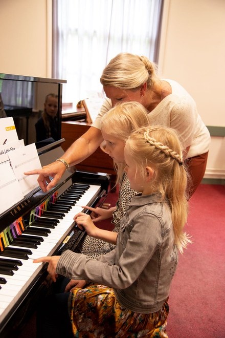 Instrumentenparade: Ontdek het plezier van muziek maken!