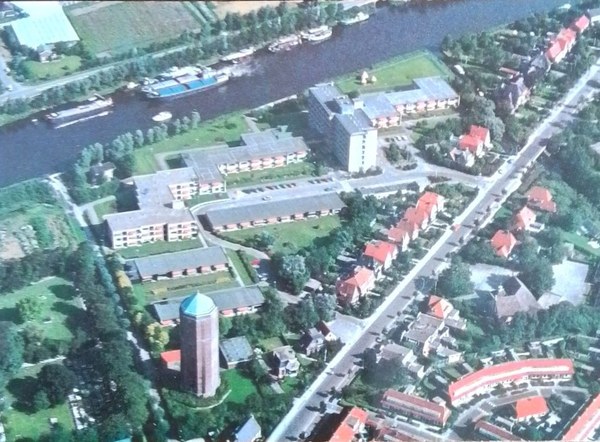 Ontmoeting en oude beelden in Almenum