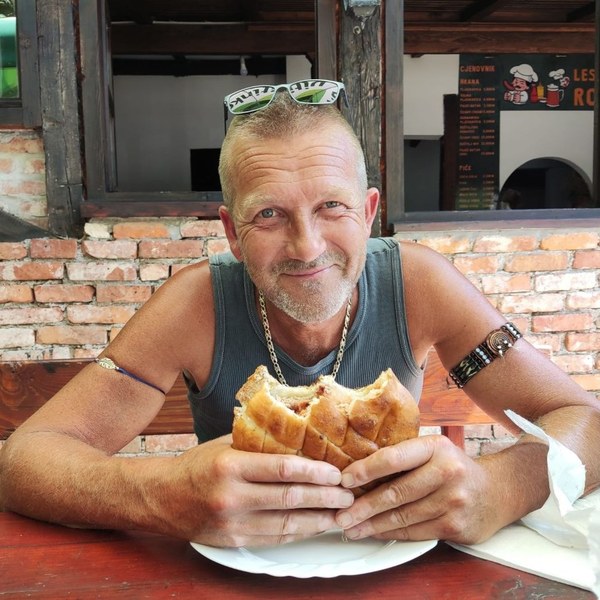 Overlijdensbericht Age Attema