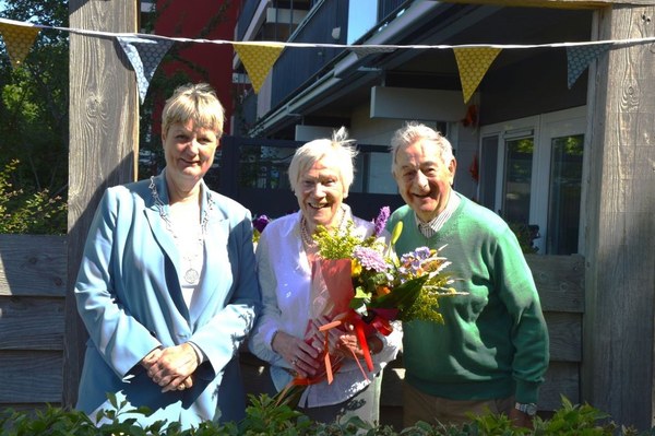 Sieb en Hetty Homminga-Haarsma vieren 65-jarig huwelijksjubileum