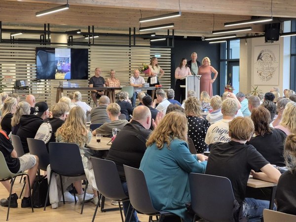 Bijzondere diploma-uitreiking op Maritieme Academie Harlingen: zeven keer cum laude