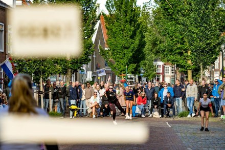 Dames en Heren 60+ in actie op de woensdag van het Lanenkaatsen