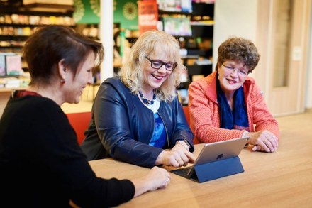 De Bibliotheek, apotheken en huisartsenpraktijken in Harlingen werken samen