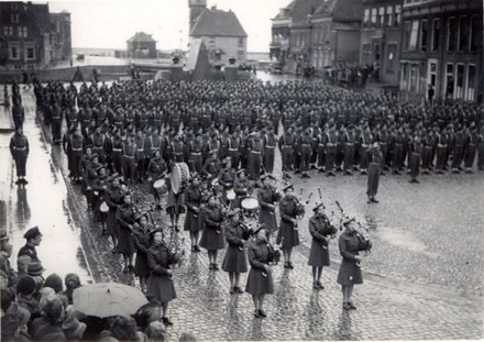 Dinsdag 17 april 1945: Harlingen Bevrijd