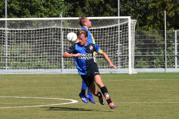 Eindelijk prijs voor fc Harlingen 1!