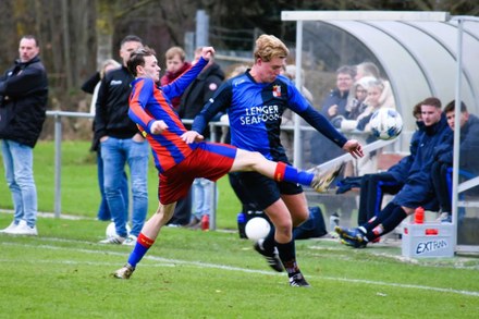 fc Harlingen recht de rug na moeizaam begin tegen VWC