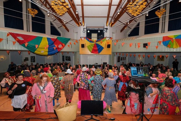 Gezellige SOOS Muziekmiddag volop in beweging