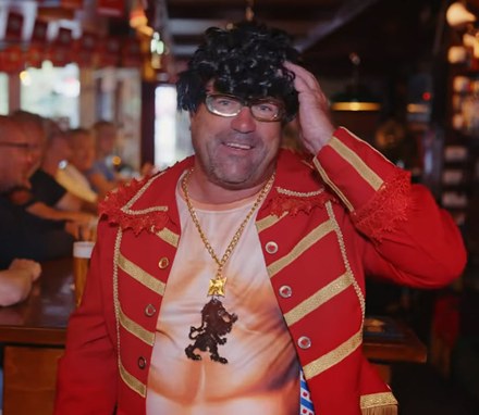 Harlinger zanger Bram Visser met nieuw nummer naar RadioNL