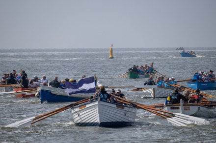 HT Roeirace viert 50e editie: bikkelharde strijd over de Waddenzee
