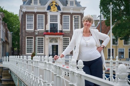 Ina Sjerps kondigt afscheid als burgemeester van Harlingen aan