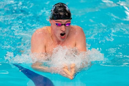 Jetze de Vries zwemt mooie tijden op NK sprint