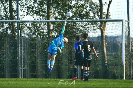 Koploper fc Harlingen doet goede zaken tegen Oldeboorn