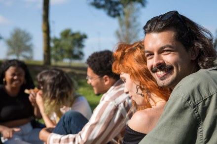 Korte klussen: vrijwilligerswerk dat wél in je agenda past