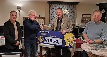 Lionsclub Tsjerk Hiddes steunt kinderen in India met cheque van 1.850 euro