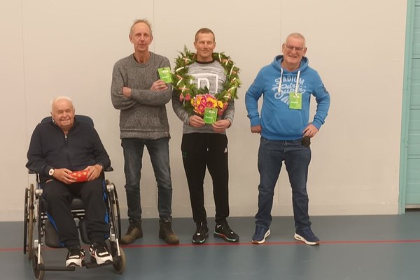 Mooi slot Copini 60+ zaalkaatswedstrijd