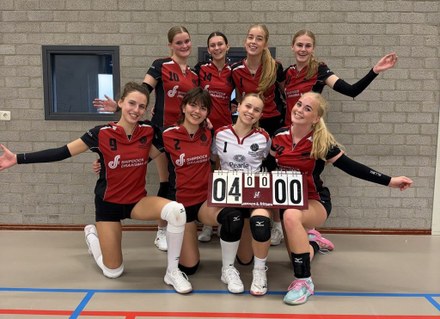Nieuwe Dosko/Acta – VVH MA1 combinatie op stoom in de 1e klasse