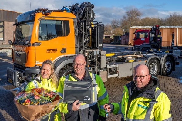 Nieuwe, duurzame kraanwagen voor de gemeente Harlingen