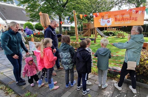 Opening Speeltuin Hoekerhof en Schokkerhof