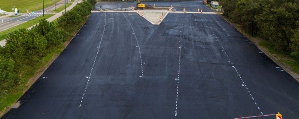 Parkeerterrein Westerzeedijk krijgt groen en wordt verbeterd voor bewoners en bezoekers