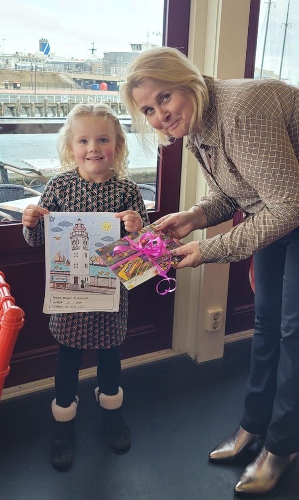 Prijsuitreiking kleurwedstrijd ‘Kleur mee met de VVD’