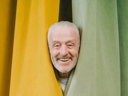 Stichting “Knarrenhof” richt zich bij monde van werkgroep tot de gemeentelijke politieke partijen