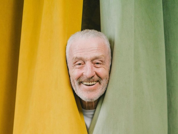 Stichting “Knarrenhof” richt zich bij monde van werkgroep tot de gemeentelijke politieke partijen