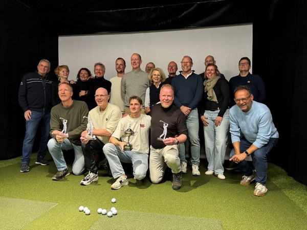 Sylvester Feenstra winnaar tweede Westergo Indoor golftoernooi