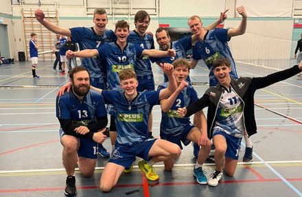 V.V.H. Heren 1 pakt allereerste 4-0 winst op N.O.K. H1