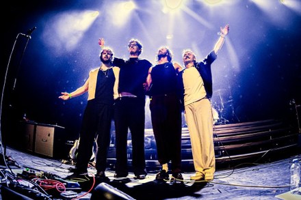 Van kroegpraat naar volle Oosterpoort: The All Known opent voor DI-RECT