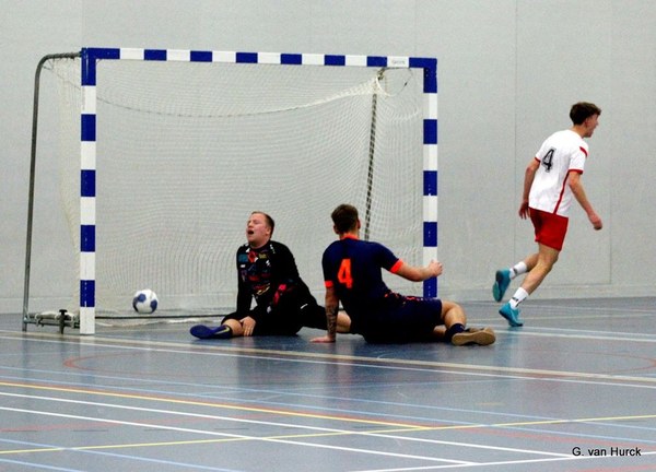 Van Stee Offshore zaalvoetbal competitie 06-12-2024