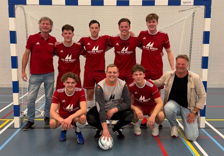 Van Stee Offshore zaalvoetbalcompetitie 10-4-2026