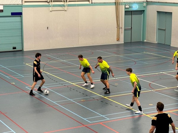 Van Stee Offshore zaalvoetbalcompetitie 27-2-2026