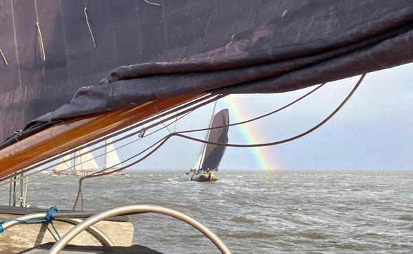 Veel wind en veel water tijdens jubileumeditie Slag in de Rondte