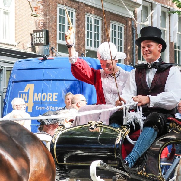Visserijdagennieuws deel 4: folklore, circus en tropische ritmes