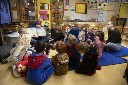 Voorleesdag op Prins Johan Friso