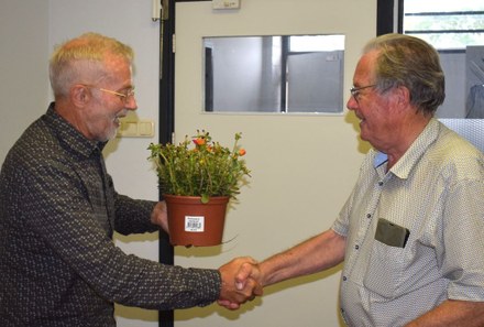 Voorzitter rolt eigen vereniging op tijdens laatste fondvlucht