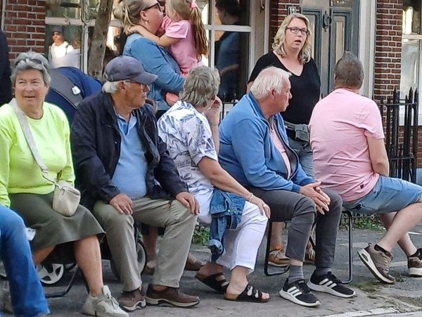 We stonnen dinsdag bij perk 2