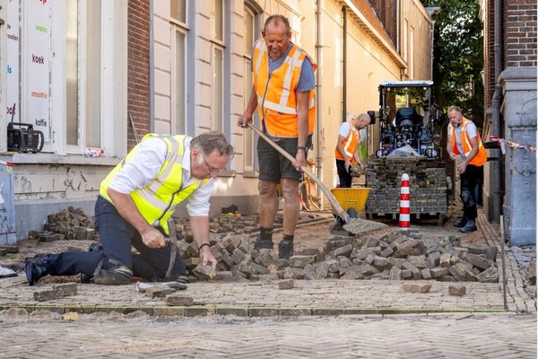 Werkzaamheden Raadhuissteeg van start