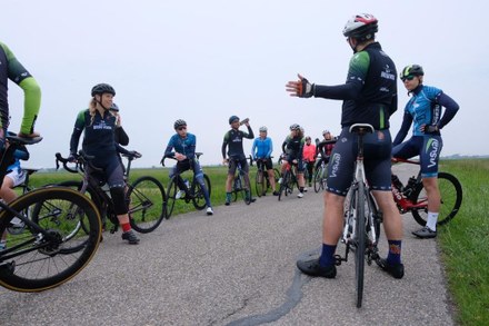 Wielrenclinic 2025 – Fiets mee met WCT Ouwe Seun!