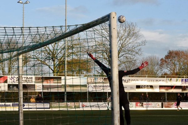 Zeerobben – Hardegarijp: Spannende clash met fraaie treffers