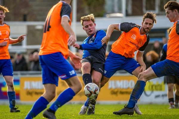 Zwaarbevochten zege fc Harlingen